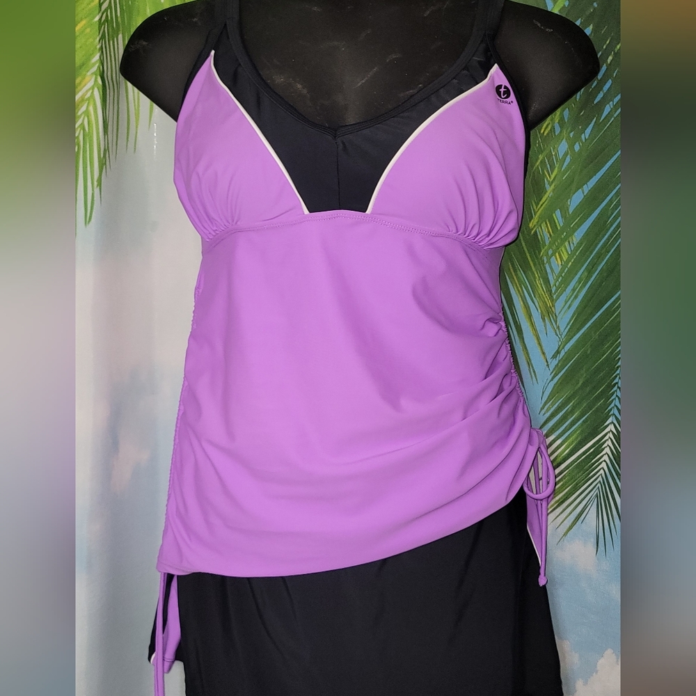 NWOT Size L beautiful Terra 2 piece separates purple/black  cinched sides pocket